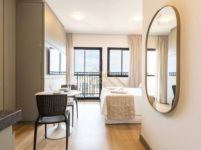 #40 - Apartamento para Venda em Curitiba - PR